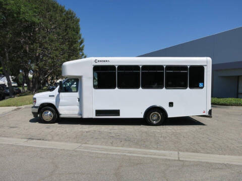 2024 Ford E-450