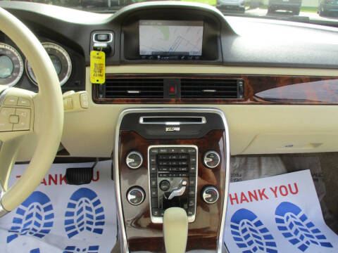 2012 Volvo XC70 3.2 Platinum