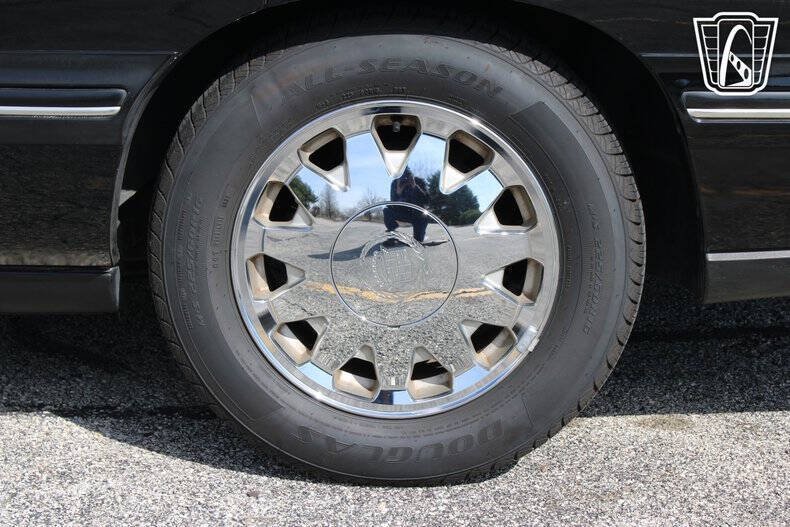 1999 Cadillac DeVille Concours