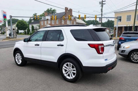2017 Ford Explorer