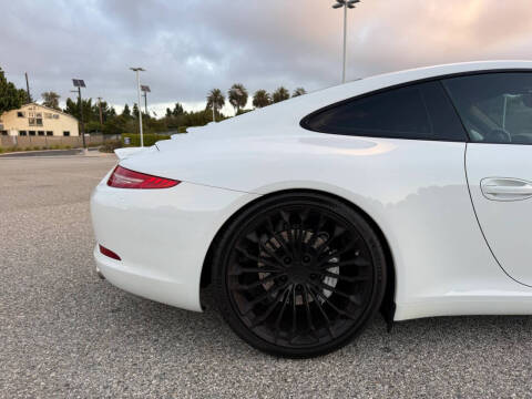 2015 Porsche 911