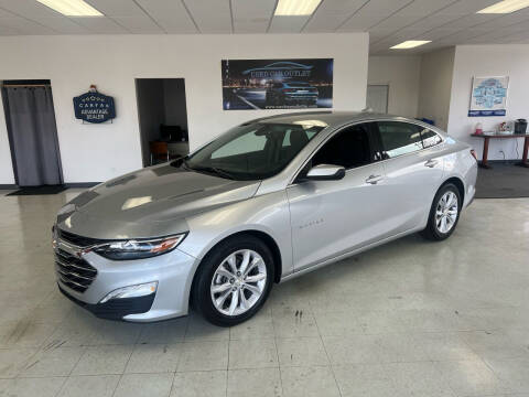 2022 Chevrolet Malibu for sale at Used Car Outlet in Bloomington IL