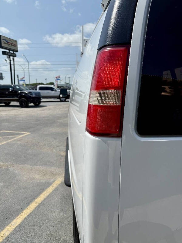 2018 Chevrolet Express 2500
