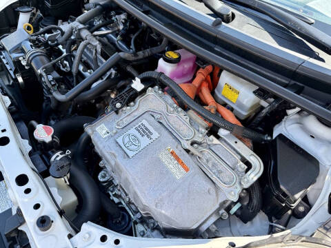 2016 Toyota Prius c One