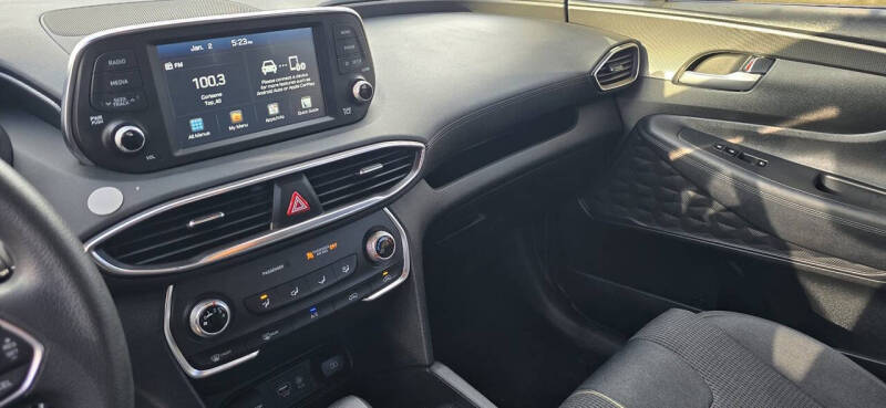 2019 Hyundai Santa Fe SE 2.4L