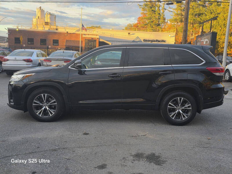 2017 Toyota Highlander LE Plus