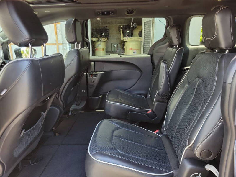 2022 Chrysler Pacifica Limited