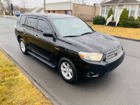 2009 Toyota Highlander Hybrid for sale at Kensington Family Auto in Berlin CT