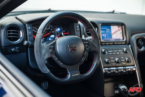 2014 Nissan GT-R Premium