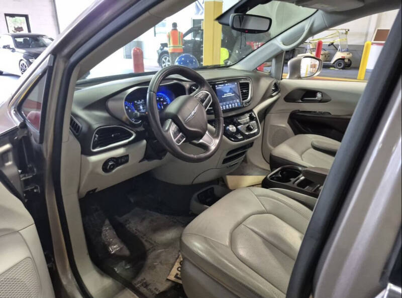 2018 Chrysler Pacifica Touring L