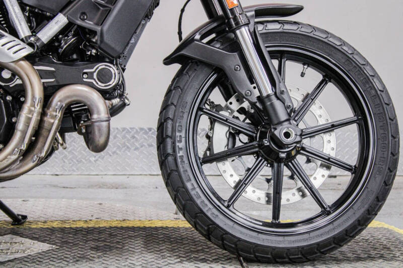 2020 Ducati Scrambler Icon Dark