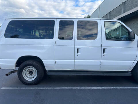 2014 Ford E-Series E-350 SD XLT