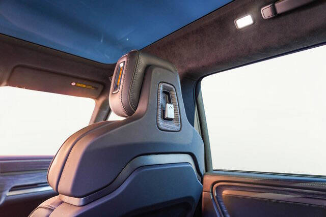 2022 Rivian R1S Launch Edition