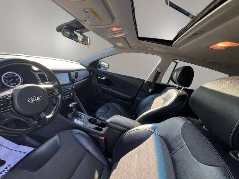 2017 Kia Niro EX