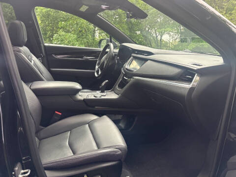 2017 Cadillac XT5 Premium Luxury