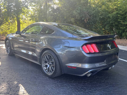 2016 Ford Mustang V6
