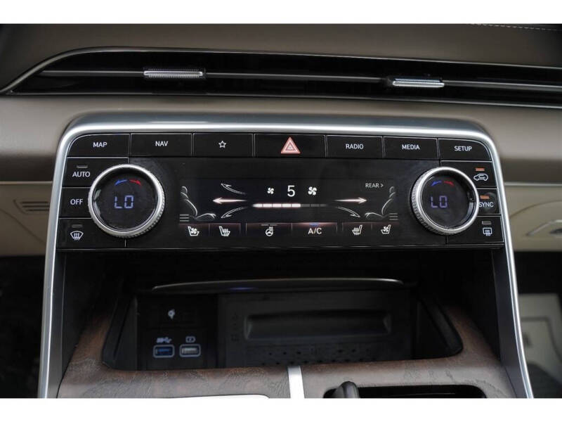 2024 Genesis GV80