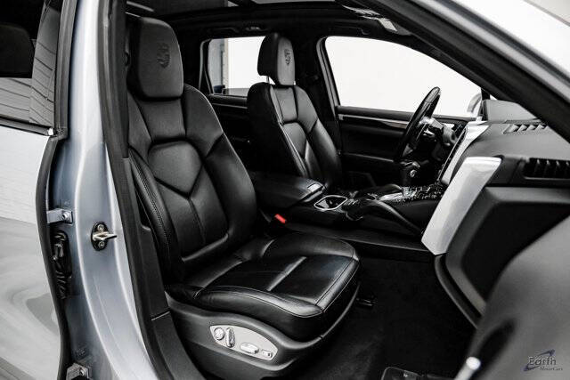 2017 Porsche Cayenne S