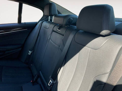 2022 BMW 5 Series 530e