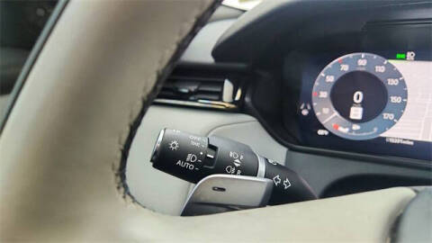 2024 Land Rover Range Rover Velar P250 Dynamic SE