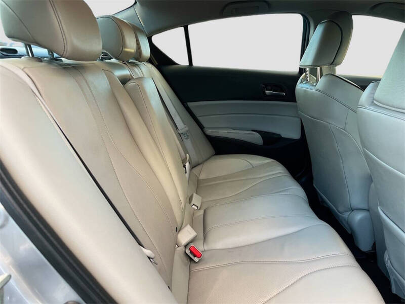 2020 Acura ILX w/Tech