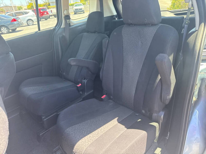2012 Mazda MAZDA5 Touring