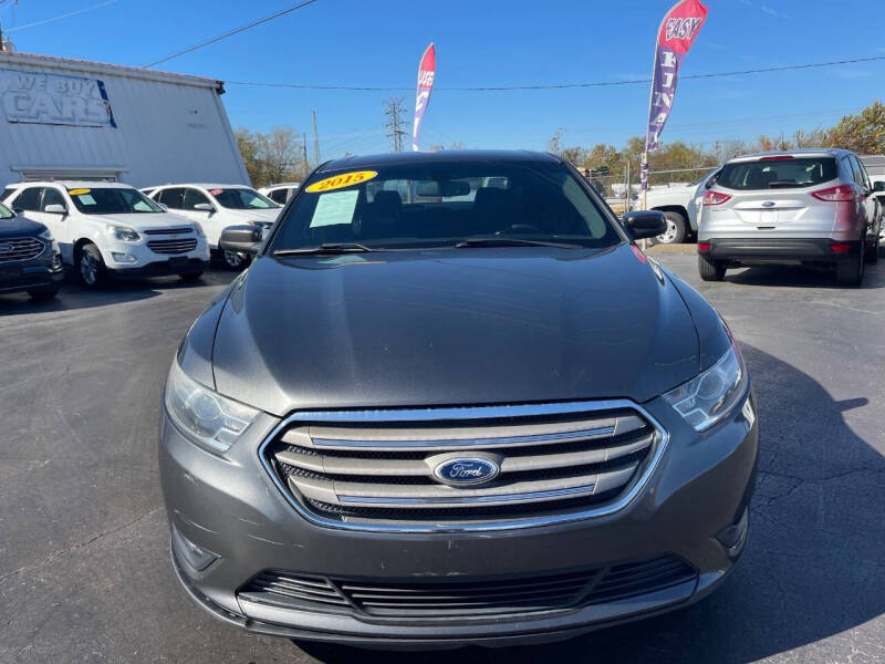 2015 Ford Taurus SEL