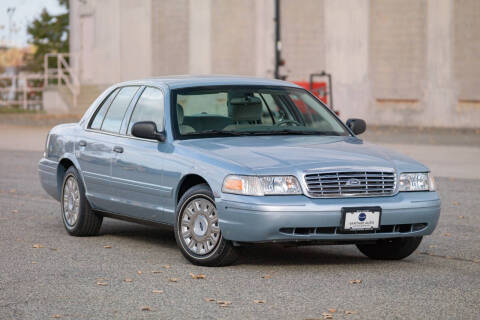 2004 Ford Crown Victoria