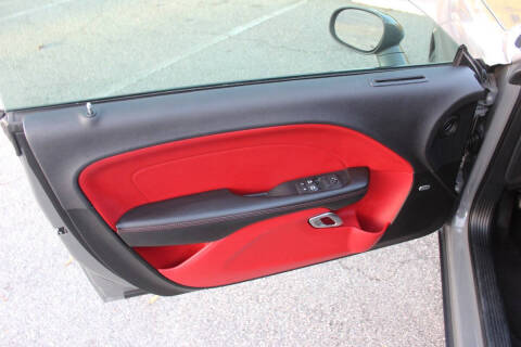 2018 Dodge Challenger SXT Plus