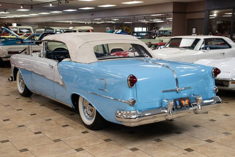 1954 Oldsmobile Starfire