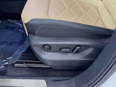 2024 Volkswagen Atlas Cross Sport SE 4Motion