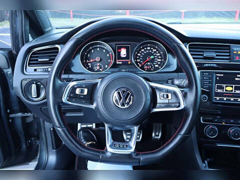 2017 Volkswagen Golf GTI Autobahn
