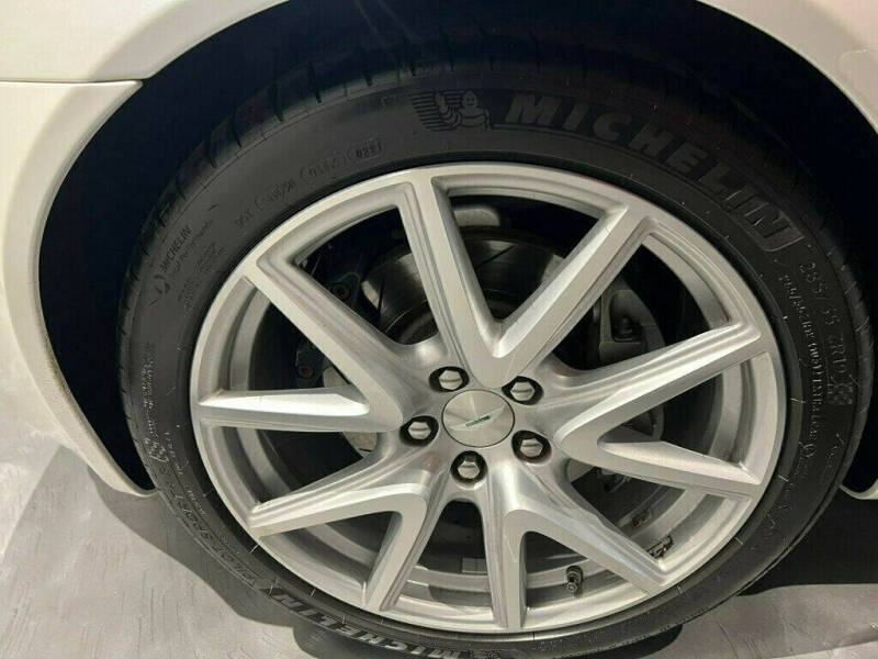 2013 Aston Martin V8 Vantage