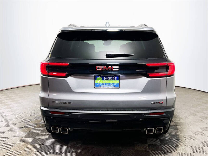 2026 GMC Acadia AT4