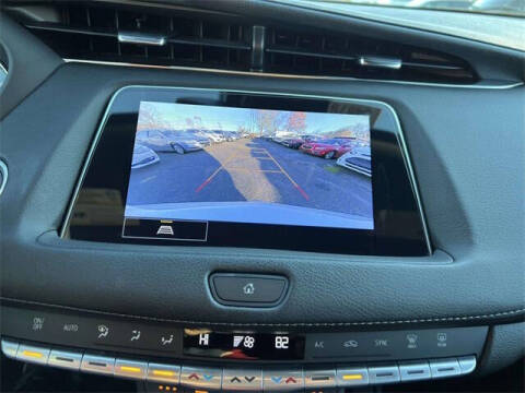 2023 Cadillac XT4 Luxury