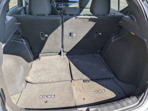 2023 Nissan Kicks SV