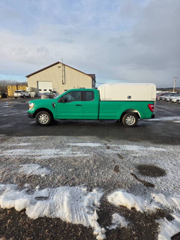 2022 Ford F-150 XL's photo