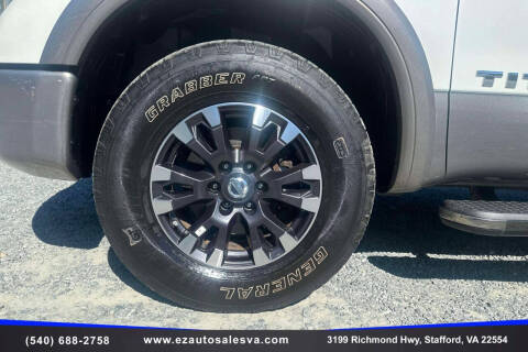 2017 Nissan Titan Platinum Reserve