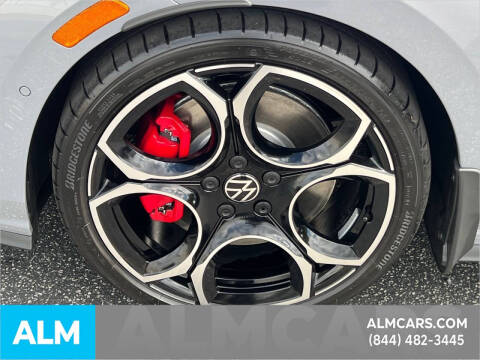 2025 Volkswagen Golf GTI Autobahn