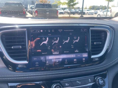 2025 Chrysler Pacifica Plug-In Hybrid