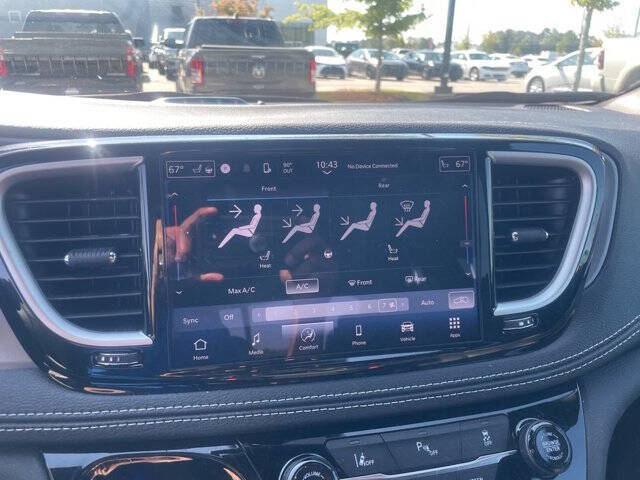 2025 Chrysler Pacifica Plug-In Hybrid