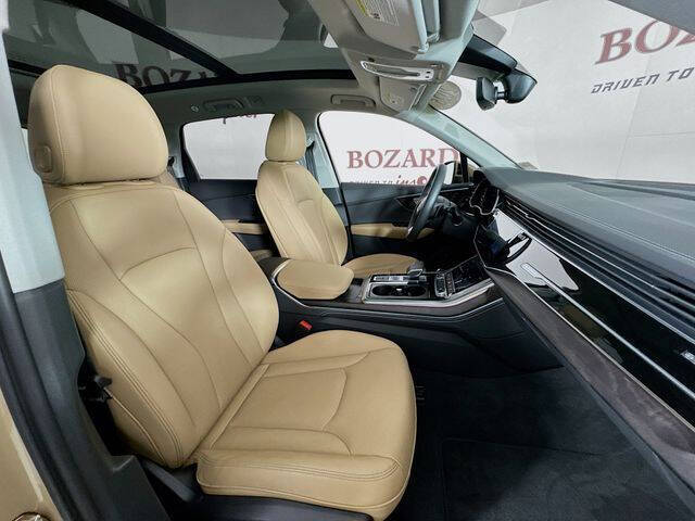 2025 Audi Q7 quattro Premium Plus 45 TFSI