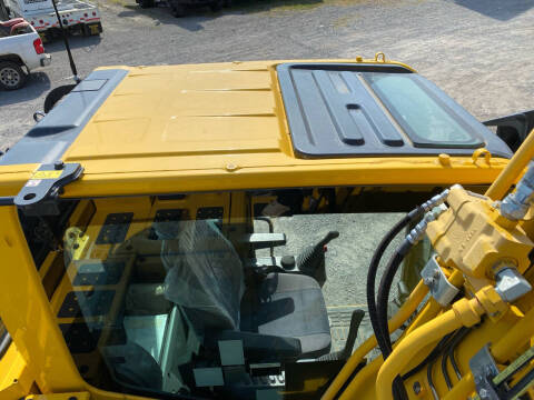 2022 Komatsu PC130LC-11