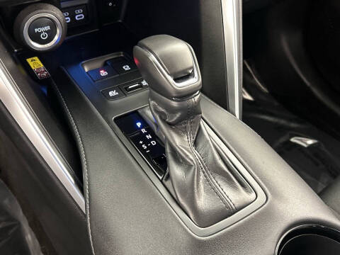 2024 Toyota Venza LE