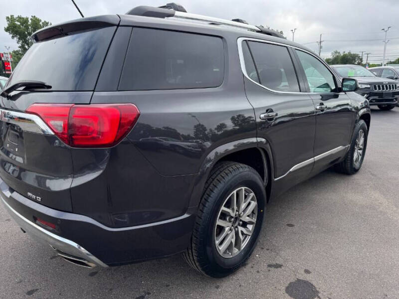 2017 GMC Acadia Denali