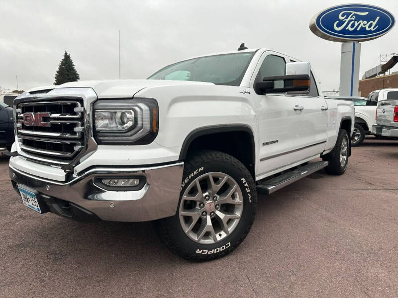 Used 2018 GMC Sierra 1500 SLT with VIN 3GTU2NEJ4JG140155 for sale in Windom, Minnesota