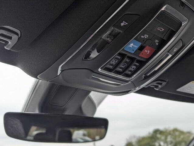 2024 Jeep Wagoneer Carbide