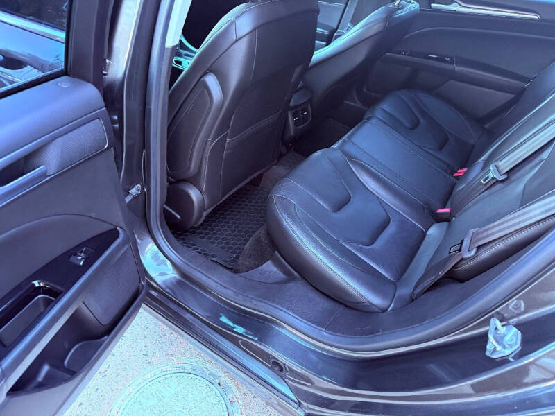 2016 Ford Fusion Titanium