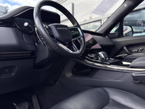 2023 Land Rover Range Rover Sport P360 SE