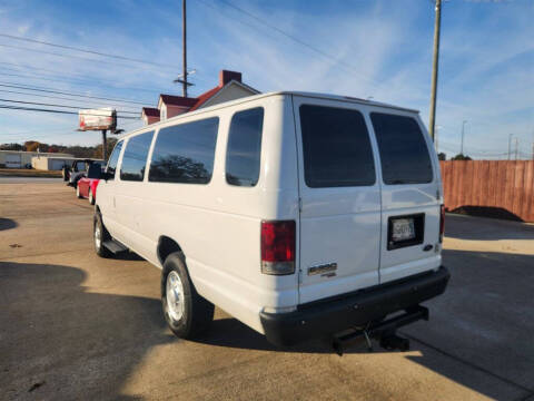 2007 Ford E-Series E-350 SD XLT